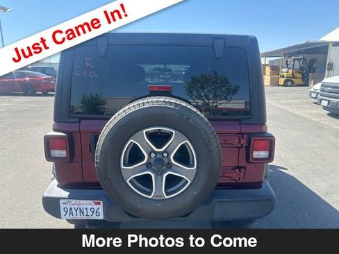 Used 2022 Jeep Wrangler Unlimited Sport AWD/4WD image 4
