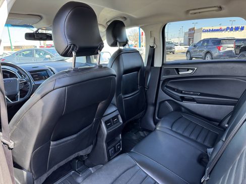 Used 2015 Ford Edge SEL w/ Equipment Group 201A image 33