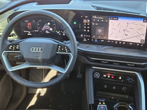 Used 2025 Audi Q5 Prestige AWD/4WD image 31