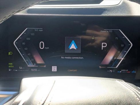 Used 2023 BMW X7 xDrive40i w/ Premium Package image 11