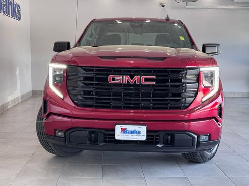 Used 2023 GMC Sierra 1500 Elevation AWD/4WD image 3