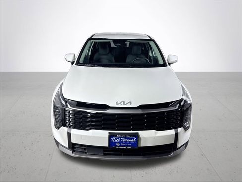 New 2026 Kia Sportage S image 3