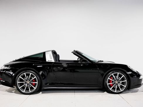 Used 2014 Porsche 911 Targa 4S AWD/4WD image 2