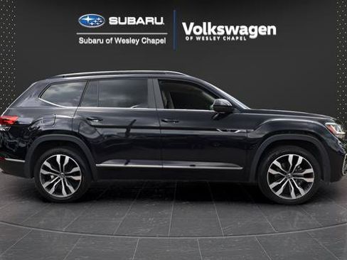 Used 2021 Volkswagen Atlas SEL R-Line FWD image 9