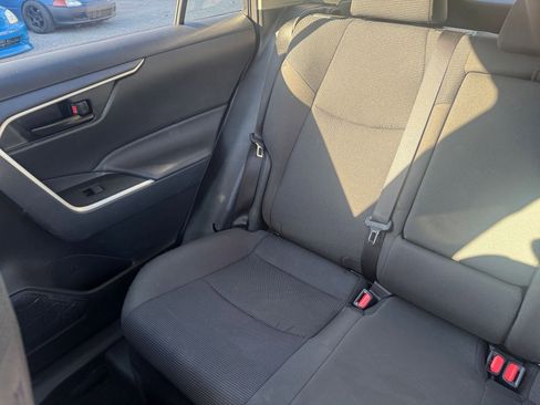 Used 2025 Toyota RAV4 LE image 38