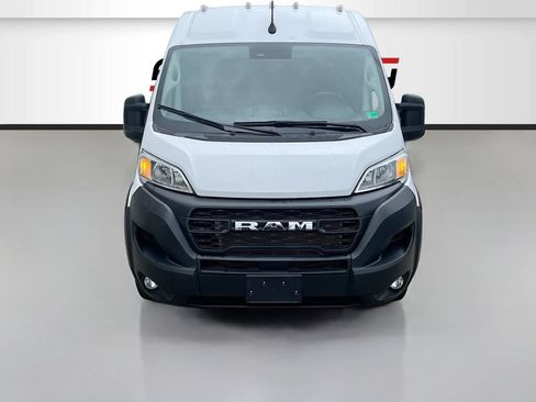 Used 2023 RAM ProMaster 2500 w/ Safety Group FWD image 2
