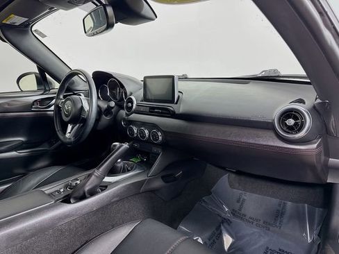 Used 2017 MAZDA MX-5 Miata RF Grand Touring image 23
