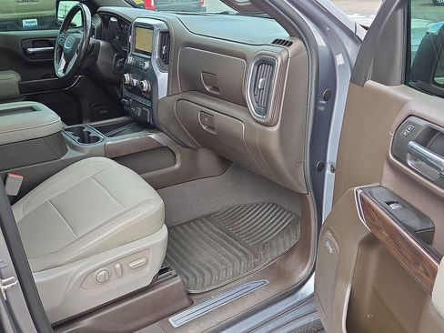 Used 2019 GMC Sierra 1500 SLT w/ SLT Premium Plus Package AWD/4WD image 13