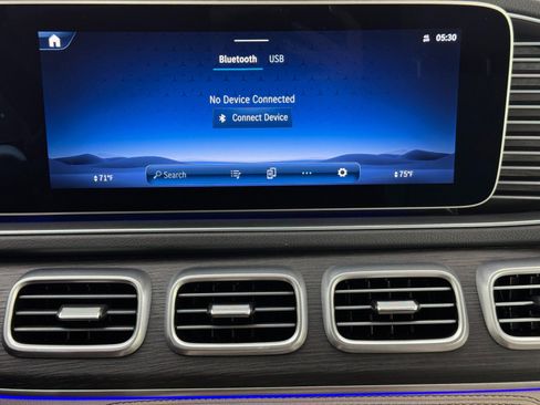 Used 2024 Mercedes-Benz GLE 450e 4MATIC w/ AMG Line Exterior image 34