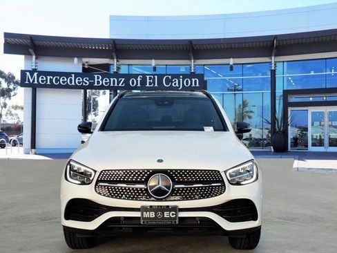 Certified 2022 Mercedes-Benz GLC 300 image 2