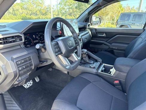 Used 2024 Toyota Tacoma TRD Sport image 21