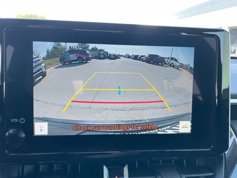Used 2025 Toyota Corolla Cross XLE w/ Convenience Package AWD/4WD image 28