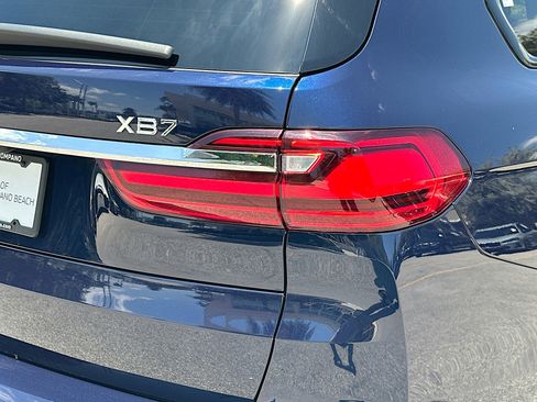 Used 2022 BMW ALPINA XB7 AWD/4WD image 25