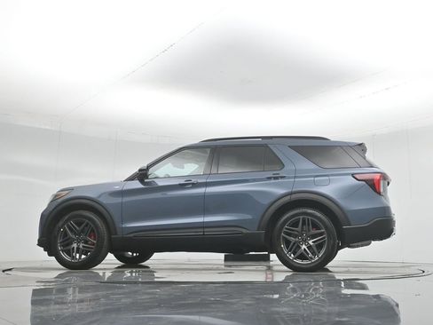 New 2026 Ford Explorer ST-Line w/ ST-Line Street Pack image 55