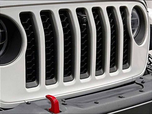 Used 2022 Jeep Wrangler Unlimited Rubicon w/ Xtreme Recon 35" Tire Package image 33