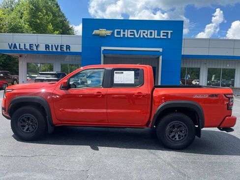 Used 2025 Nissan Frontier PRO-4X w/ Interior Protection Package AWD/4WD image 10