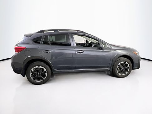 Used 2023 Subaru Crosstrek 2.0i Premium image 4