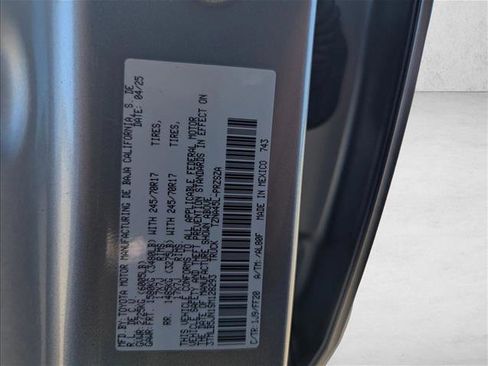 Certified 2025 Toyota Tacoma SR5 image 21
