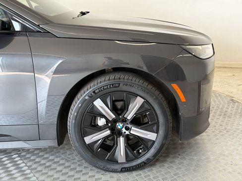 Used 2024 BMW iX xDrive50 AWD/4WD image 13