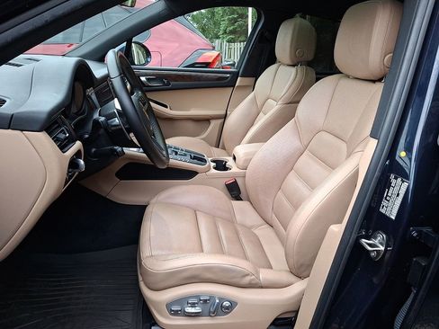 Used 2019 Porsche Macan image 9