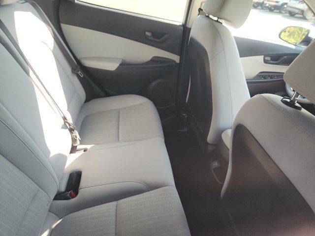Used 2023 Hyundai Kona SEL AWD/4WD image 8