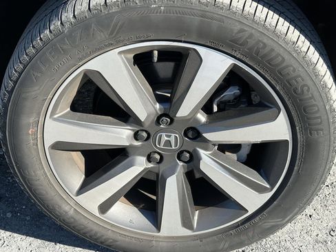 Used 2024 Honda Pilot Elite image 10
