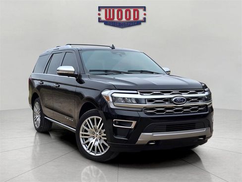 Used 2023 Ford Expedition Platinum image 1