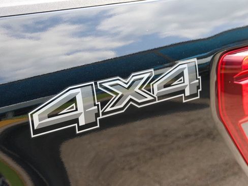 Used 2025 Ford F150 XLT w/ Equipment Group 301A Standard AWD/4WD image 59