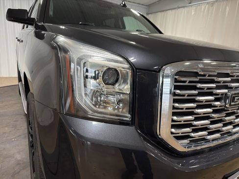 Used 2020 GMC Yukon Denali w/ Open Road Package AWD/4WD image 13