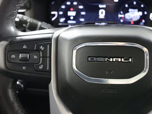 Used 2022 GMC Yukon Denali image 28