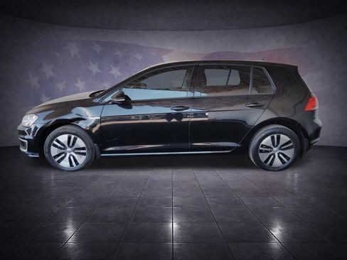 Used 2016 Volkswagen e-Golf SE w/ DC Fast Charging Package FWD image 2