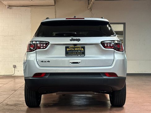 New 2026 Jeep Compass Latitude image 4