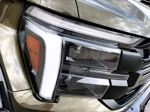 Certified 2025 Ford F150 Raptor w/ Equipment Group 803A Raptor R AWD/4WD image 53