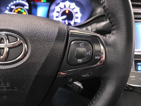 Used 2017 Toyota Avalon XLE Plus w/ All Weather Liner Package FWD image 15