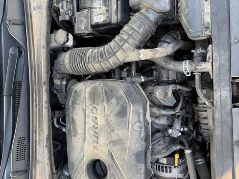 Used 2022 Kia Forte GT image 31