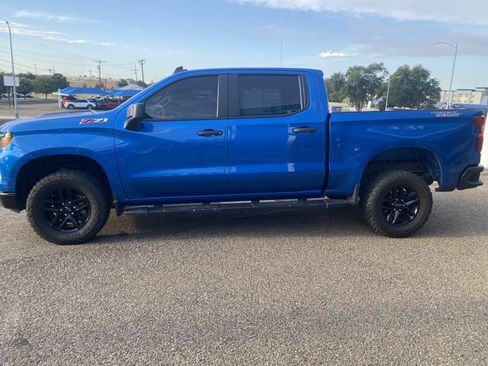 Used 2022 Chevrolet Silverado 1500 Custom Trail Boss AWD/4WD image 5