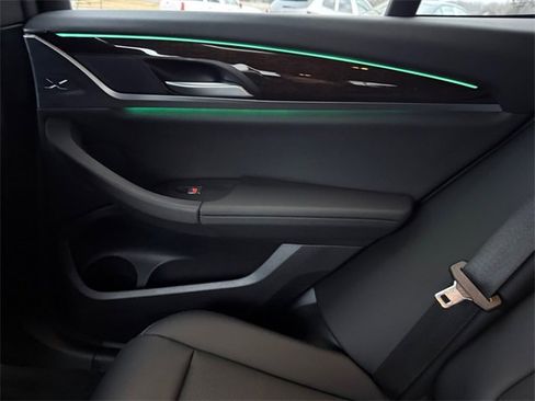 Used 2024 BMW X3 xDrive30i w/ Premium Package image 26