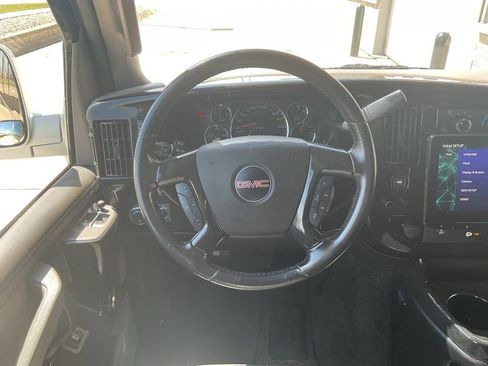 Used 2019 GMC Savana 2500 Extended image 11