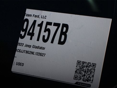 Used 2022 Jeep Gladiator Rubicon w/ LED Lighting Group image 31