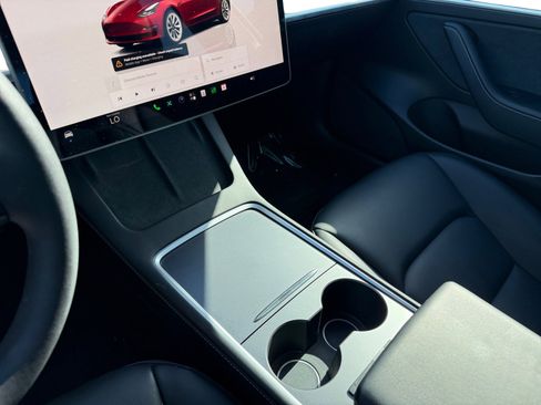 Used 2022 Tesla Model 3 Long Range AWD/4WD image 13