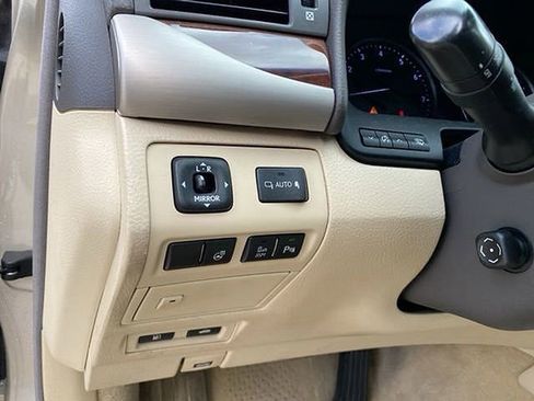 Used 2014 Lexus LS 460 AWD image 25