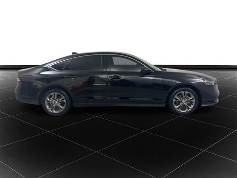 Used 2024 Honda Accord EX image 6