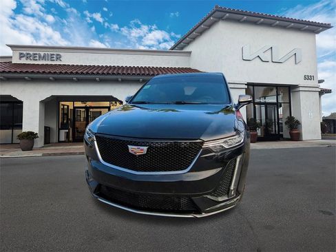 Used 2021 Cadillac XT6 Sport image 3