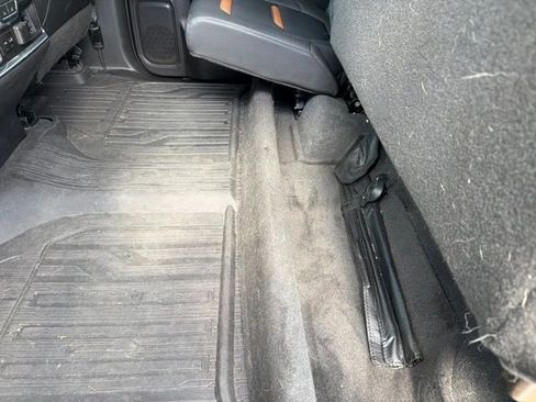 Used 2019 GMC Sierra 1500 AT4 w/ AT4 Premium Package AWD/4WD image 17