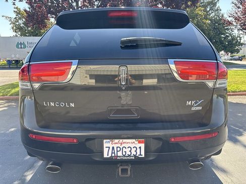 Used 2013 Lincoln MKX AWD image 10
