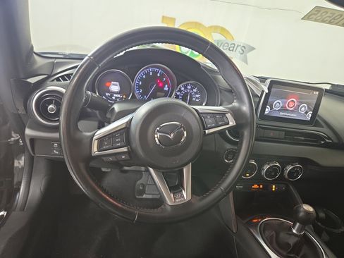 Used 2017 MAZDA MX-5 Miata RF Grand Touring image 13