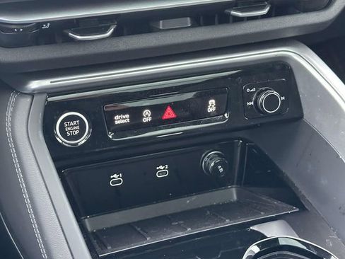 Certified 2025 Audi Q5 Premium Plus w/ Premium Plus AWD/4WD image 31