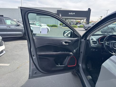 Used 2021 Jeep Compass Trailhawk image 15