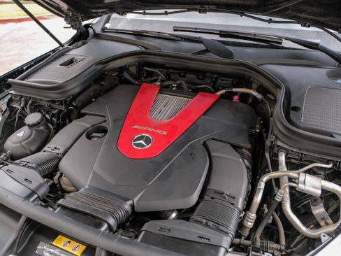 Used 2019 Mercedes-Benz GLC 43 AMG 4MATIC image 47