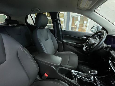 Used 2024 Buick Encore GX Preferred FWD image 28